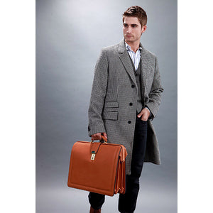 Belting Leather Classic Combination Lock Briefbag #9005 Tan Model Front Face