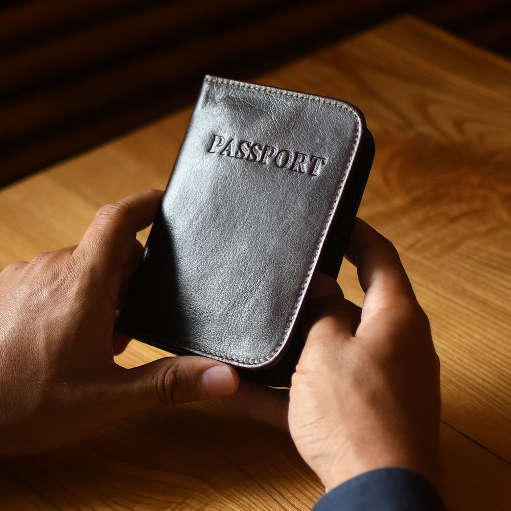 Leather Passport Cover - Voyager #7007 | Jack Georges