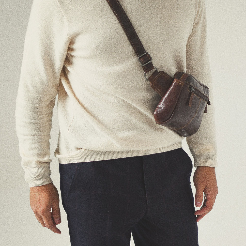 7109brn-lifestyle-M1