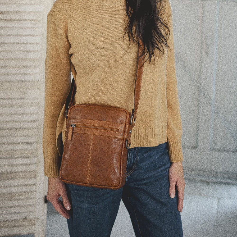 Leather Slim Crossbody Bag - Voyager #7203 | Jack Georges