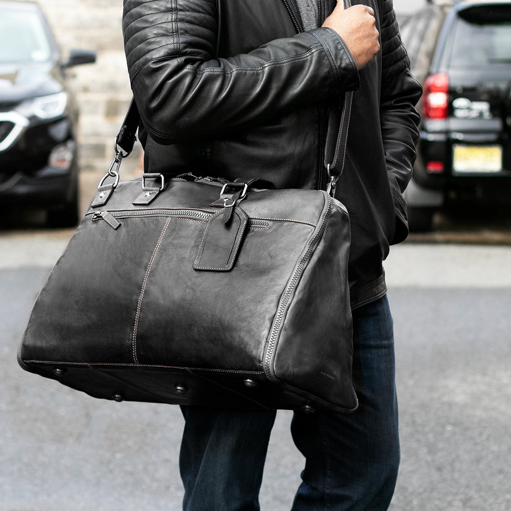 Voyager Large Convertible Valet Bag #7550 Black Lifestyle 1