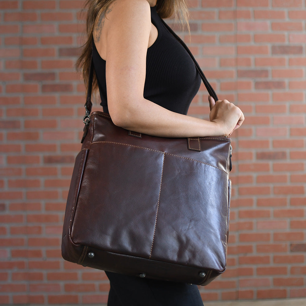embassy travel gear faux leather 21 tote bag Leather Tote Day Bag - Voyager #7925