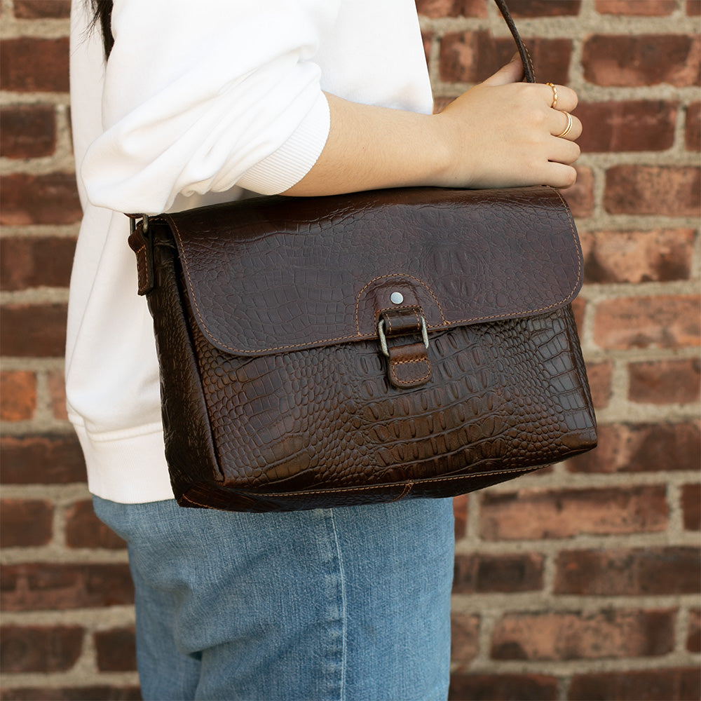 Hornback Croco Olivia Crossbody Bag #HB218 Lifestyle(Brown)