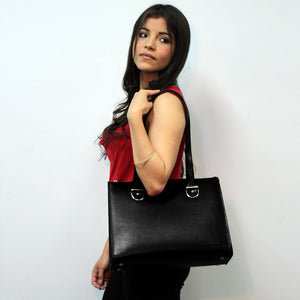 Chelsea Large Shoulder Bag #5885 Black Lifestyle