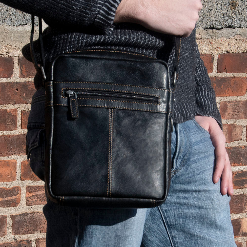 Voyager Slim Zippered Crossbody #7203 Black Lifestyle 2