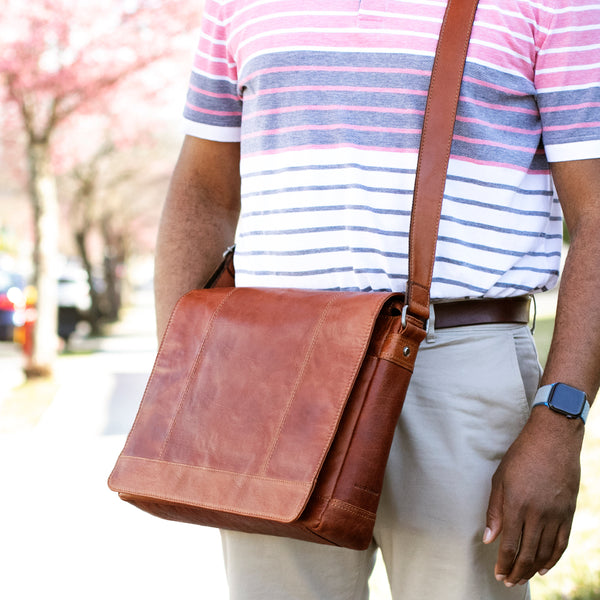 7315hon-lifestyleman_600x.jpg?
