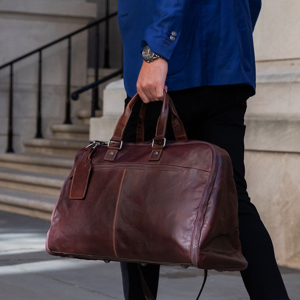 The Valet Leather Messenger Bag: Your Luxury Office-On-The-Go